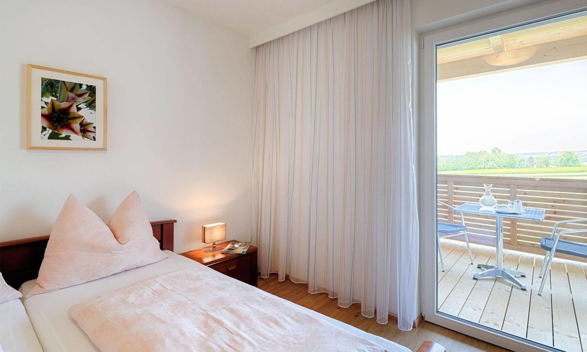 Pension Jageredt Nussbach ภายนอก รูปภาพ